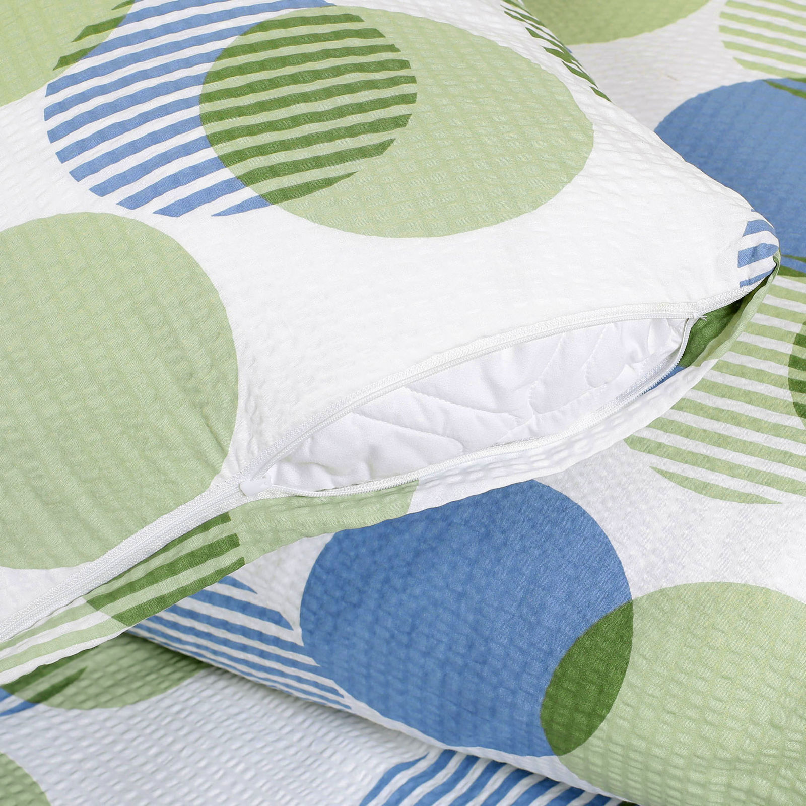 Krepové posteľné obliečky Deluxe - zelenomodré prúžkované kruhy