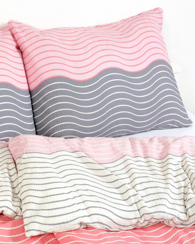 Krepové posteľné obliečky Deluxe - ružové vlnky
