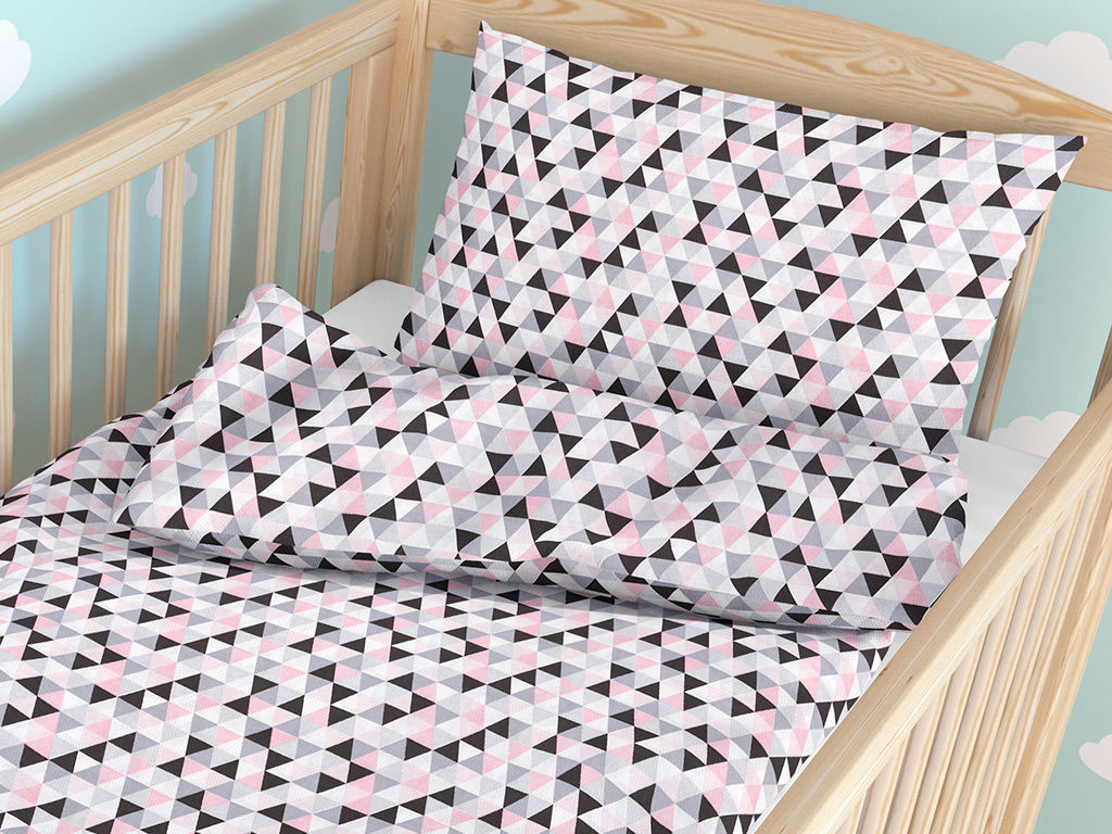 Bavlnené obliečky do detské postieľky - ružové a sivé trojuholníky