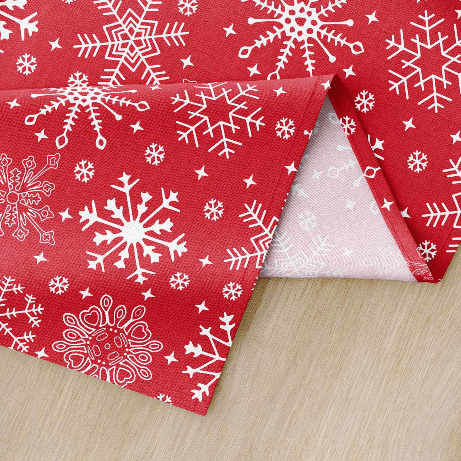 Vianočný hranatý obrus 100% bavlna - snehové vločky na červenom