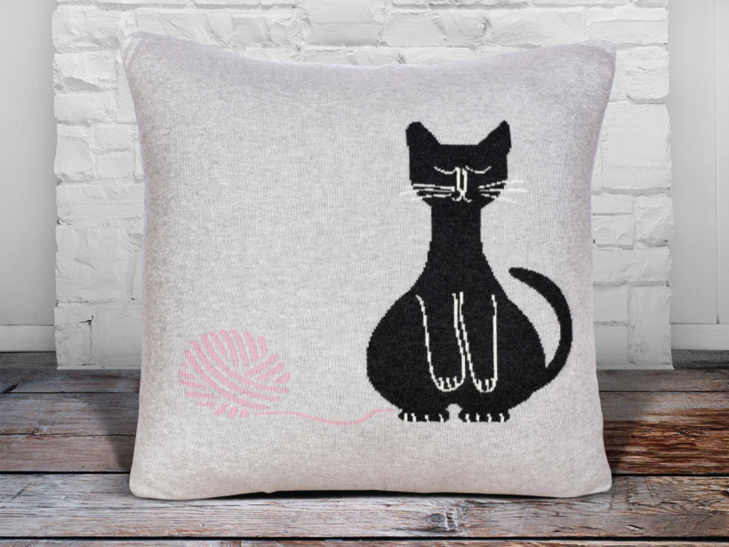 Luxusná pletená obliečka na vankúš - 45x45 cm - čierná mačka