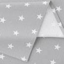 Hranatý obrus 100% bavlnené plátno - biele hviezdičky na svetlo sivom