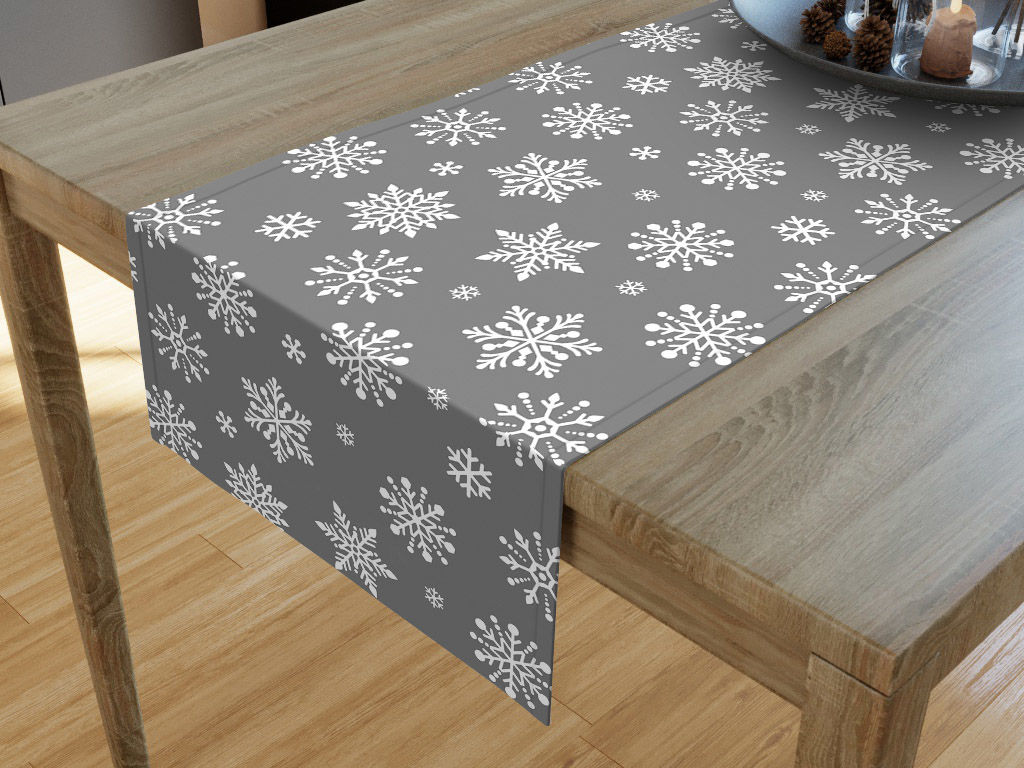 Vianočný behúň na stôl 100% bavlnené plátno - vločky na sivom