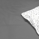 Bavlnené posteľné obliečky Duo - sivé kvietky a motýle so sivou