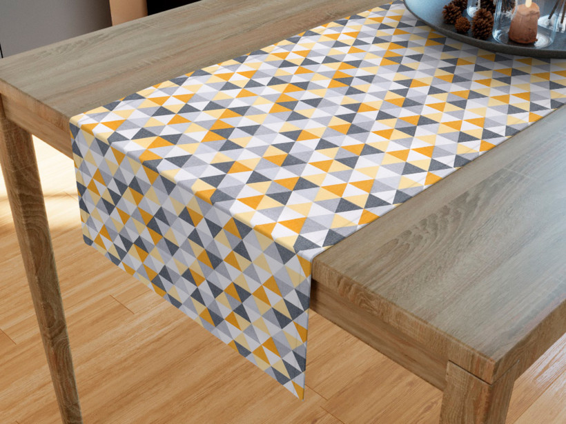 Behúň na stôl 100% bavlnené plátno - oranžové a sivé trojuholníky