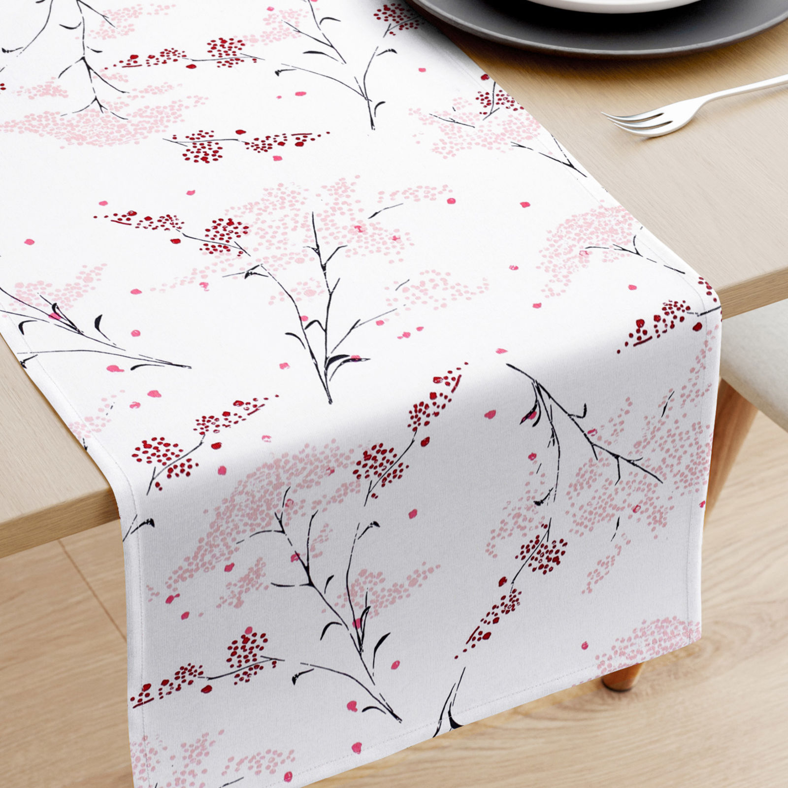 Behúň na stôl 100% bavlnené plátno - japonské kvety na bielom