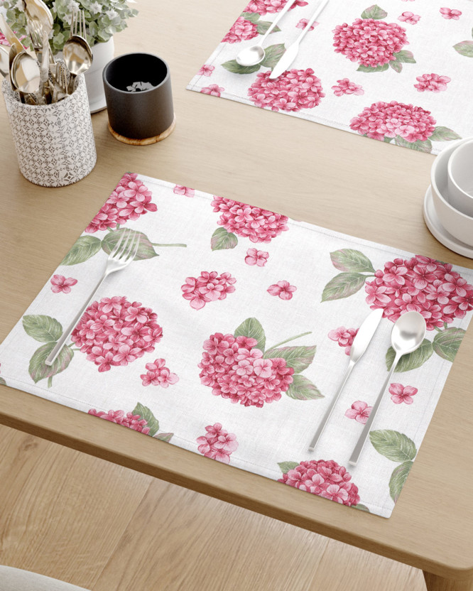 Prestieranie na stôl Loneta - ružové kvety hortenzie - sada 2ks