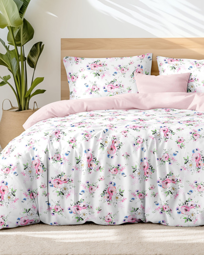 Bavlnené posteľné obliečky Duo - ružové sakury s lístkami s púdrovo ružovou