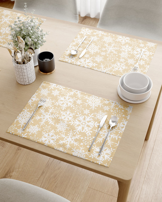 Vianočné prestieranie na stôl 100% bavlna - snehové vločky na zlatom - sada 2ks