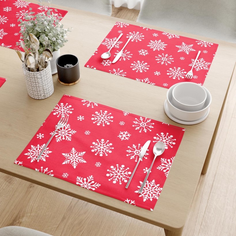 Vianočné prestieranie na stôl 100% bavlnené plátno - vločky na žiarivo červenom - sada 2ks