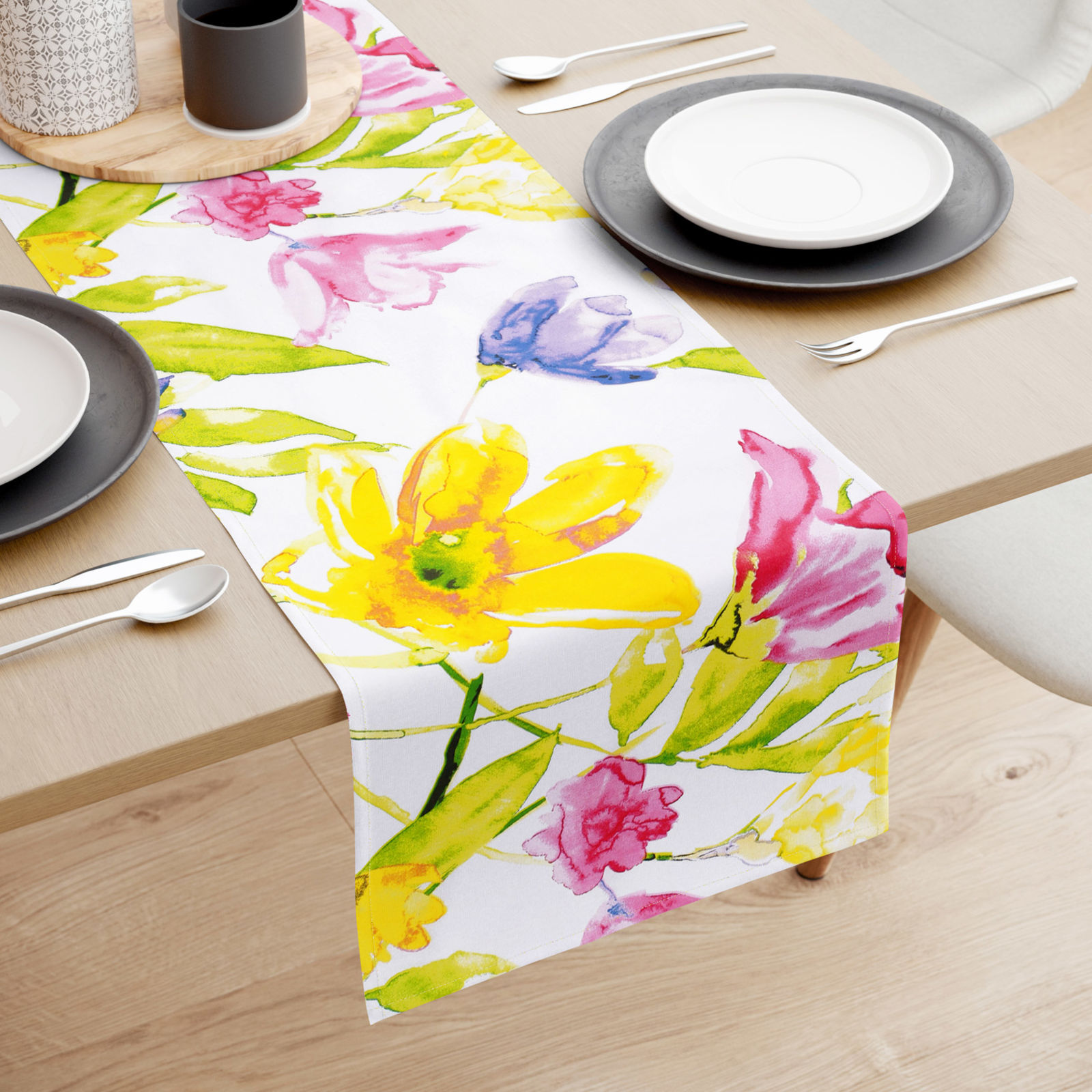 Behúň na stôl 100% bavlnené plátno - akvarelové kvety