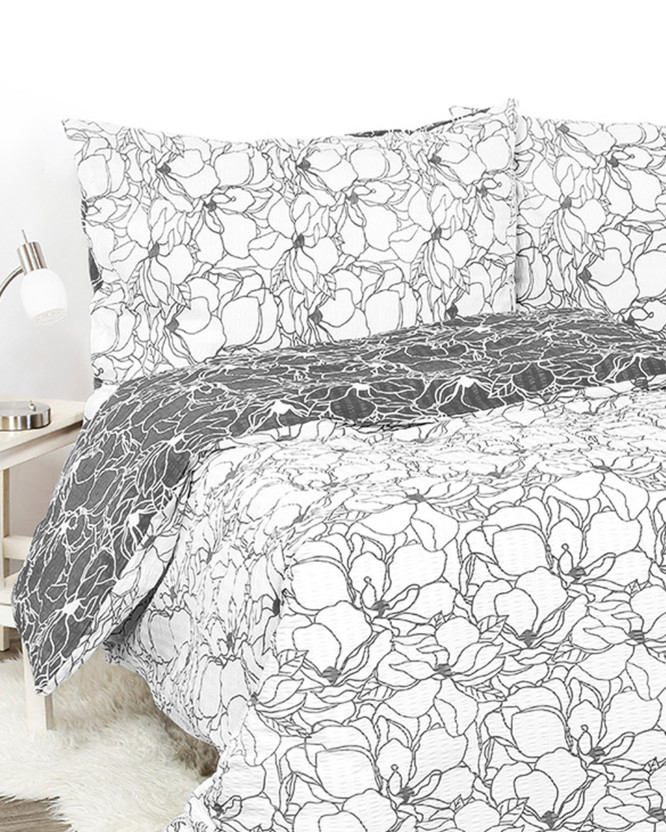 Krepové posteľné obliečky - biele kvety na tmavo sivom