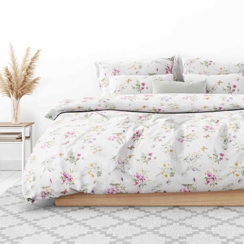 Bavlnené posteľné obliečky - farebné lúčne kvety na bielom