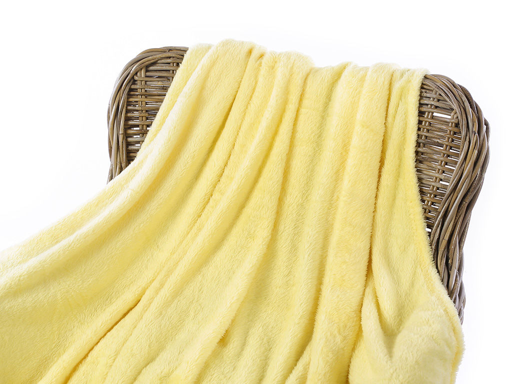Kvalitná deka z mikrovlákna - svetlo žltá