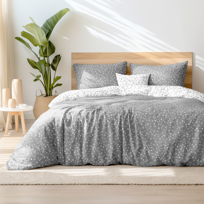 Bavlnené posteľné obliečky - kvietky a motýle so sivou