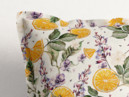 Dekoračná obliečka na vankúš s ozdobným lemom LONETA - vzor pomaranče a kvetiny
