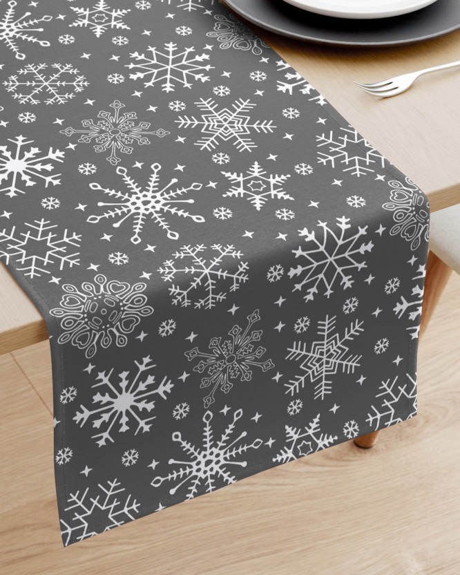 Vianočný behúň na stôl 100% bavlna - snehové vločky na sivom