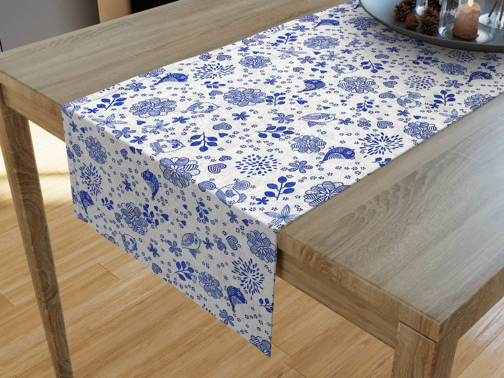 Behúň na stôl Loneta - modrí vtáci a kvítí