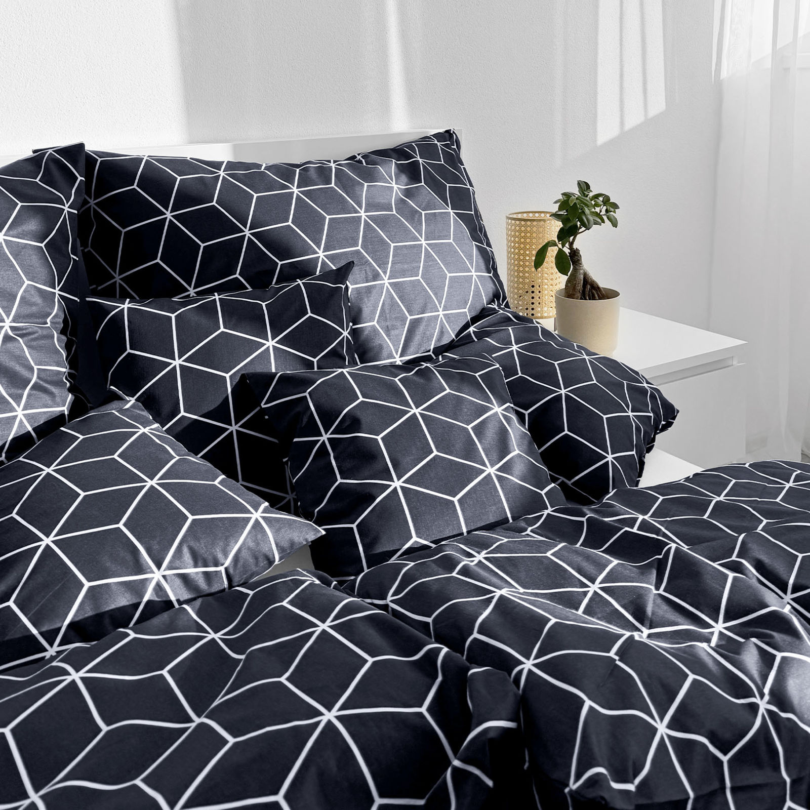 Bavlnené posteľné obliečky - mozaika na temne modrom