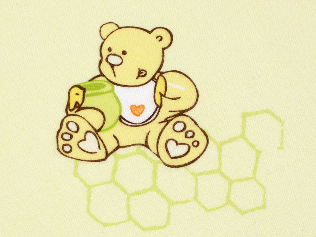 Flanelová látka - medvedíci na svetle zelenom