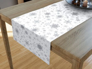Exkluzívny vianočný bavlnený behúň na stôl - vzor strieborné vločky na bielom