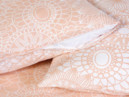 Bavlnené posteľné obliečky - vzor 1037 veľké mandaly na lososovom a bielom