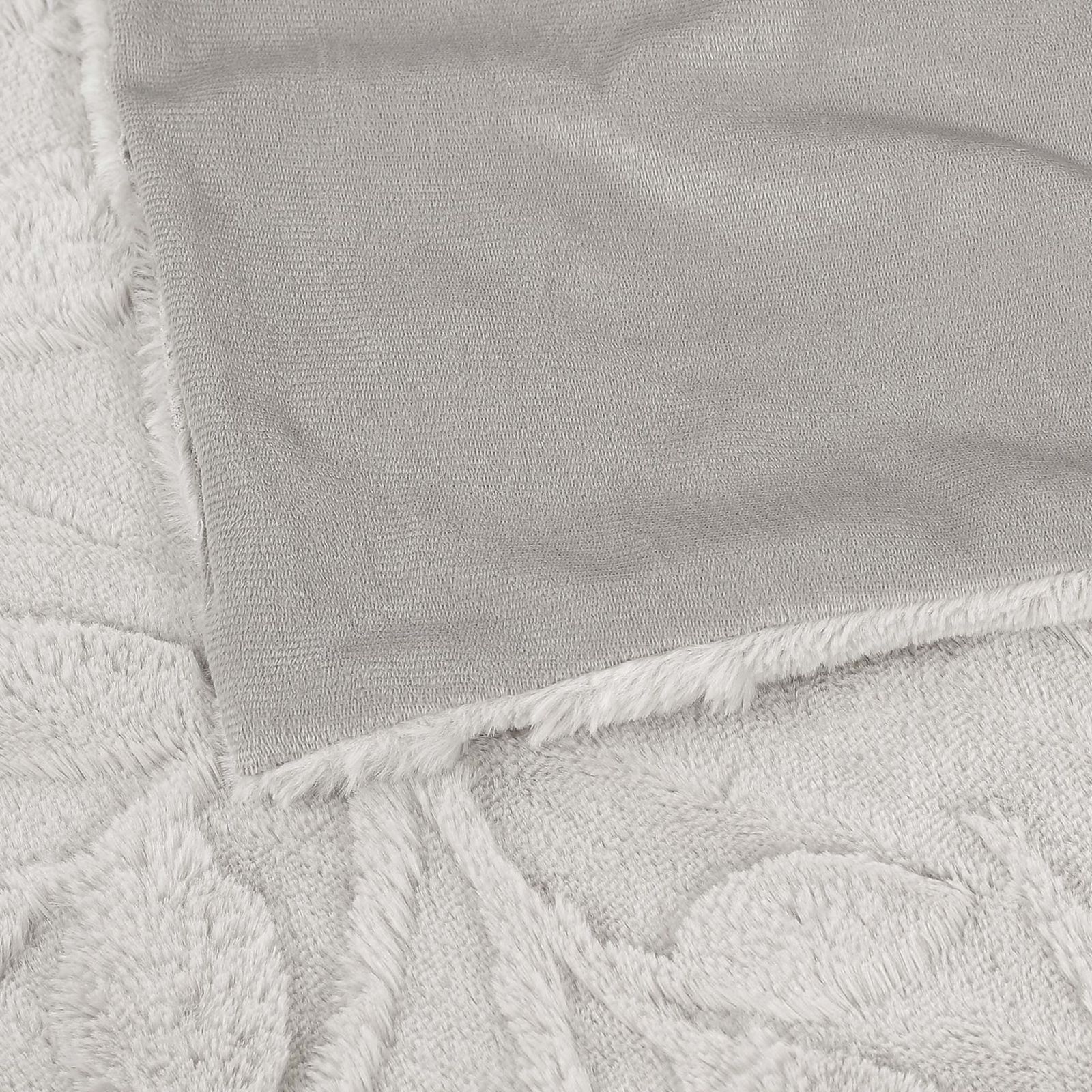 Luxusná deka z mikrovlákna - svetlo sivé lístky