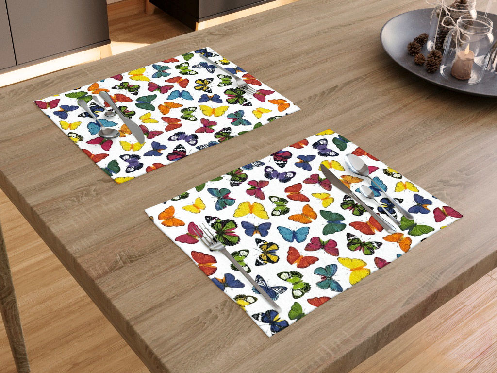Prestieranie na stôl Verona - farební motýle na bielom - sada 2ks