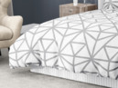 Krepové posteľné obliečky Deluxe - vzor 1050 sivé geometrické tvary na bielom