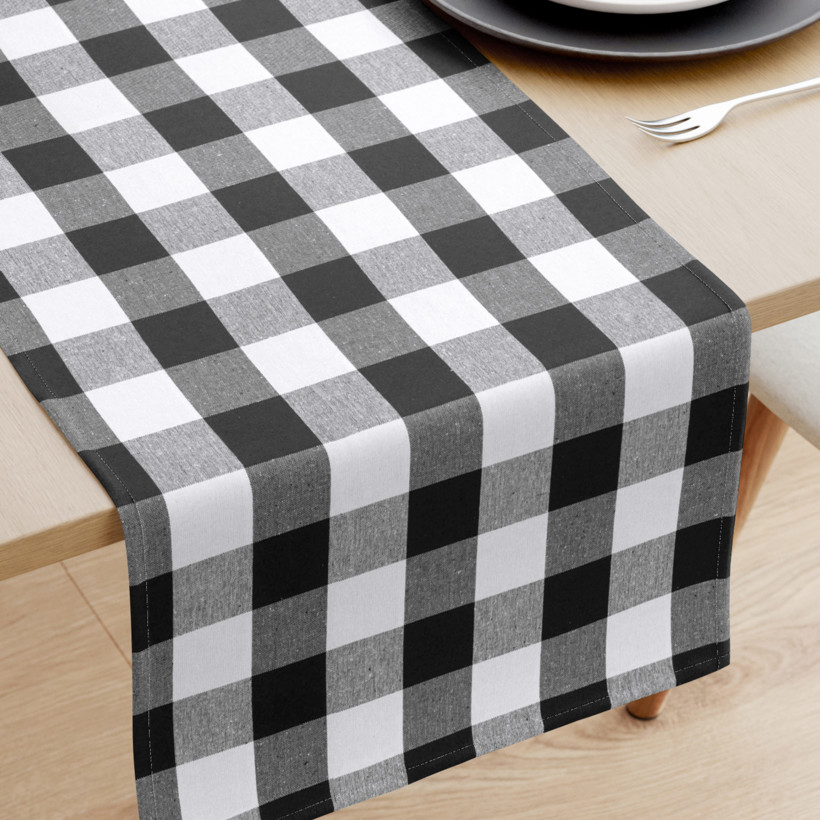 Behúň na stôl 100% bavlna - veľké čierno-biele kocky